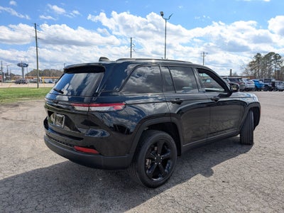 2023 Jeep Grand Cherokee Altitude 4x2