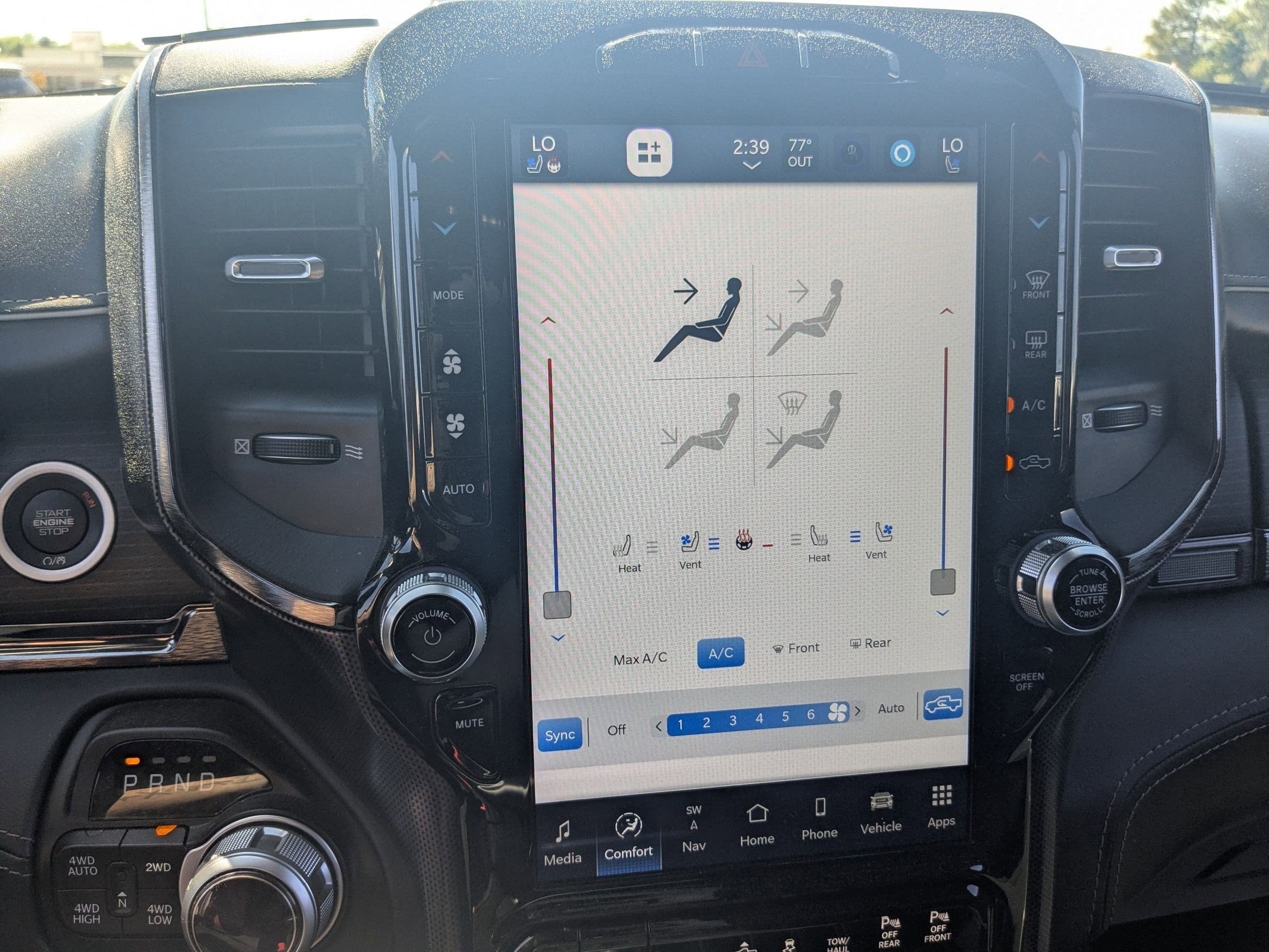 2022 RAM 1500 Limited Crew Cab 4x4 5'7' Box