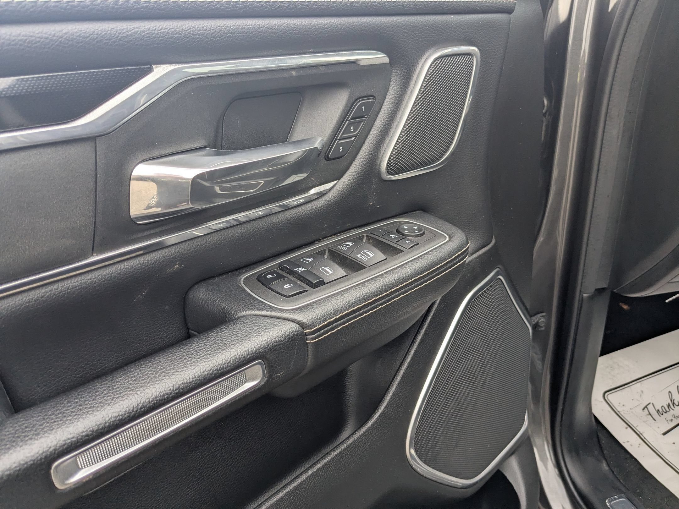 2022 RAM 1500 Laramie Crew Cab 4x4 5'7' Box