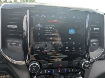 2022 RAM 1500 Laramie Crew Cab 4x4 6'4' Box