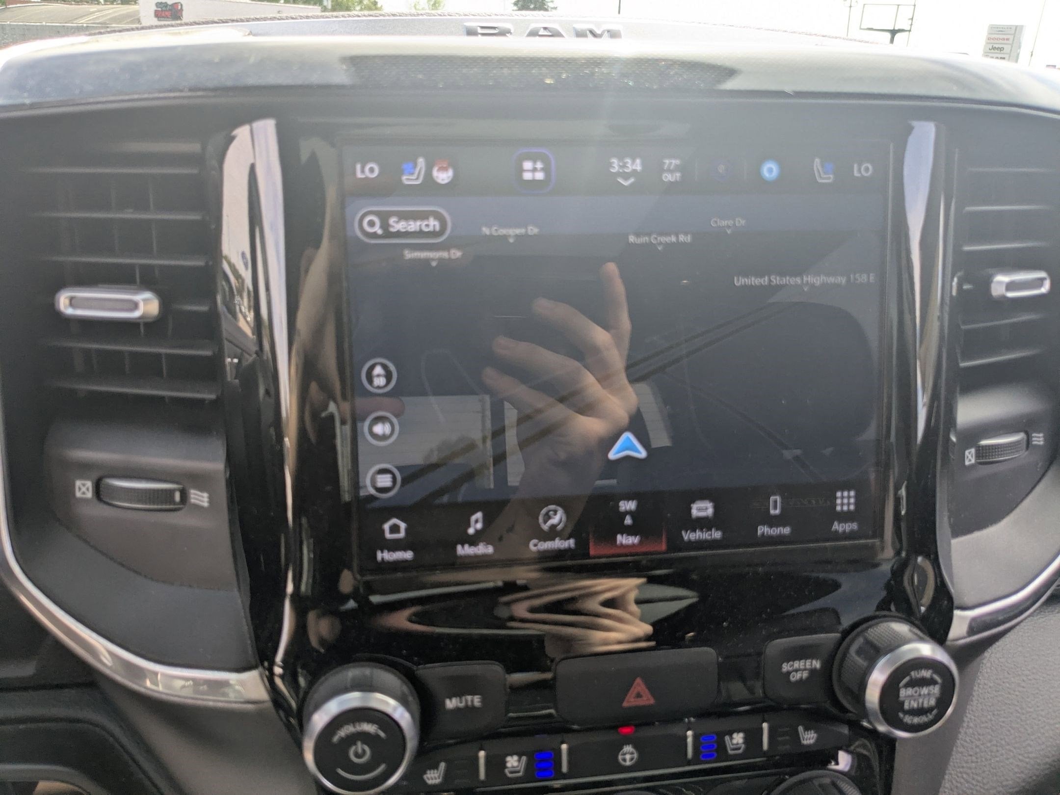 2022 RAM 1500 Laramie Crew Cab 4x4 6'4' Box