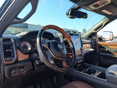 2022 RAM 3500 Limited Longhorn Crew Cab 4x4 8' Box