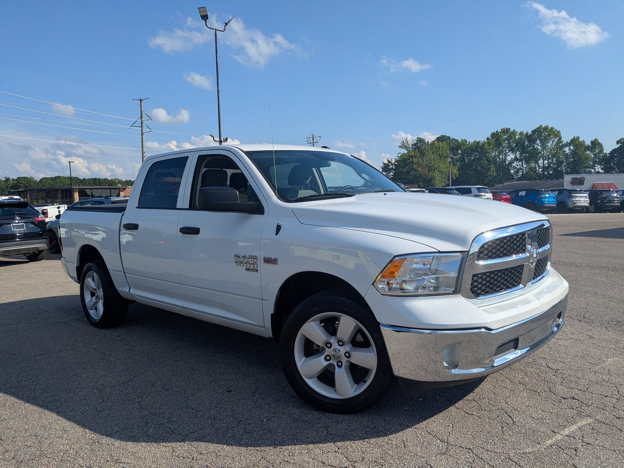 2020 RAM 1500 Classic Tradesman Crew Cab 4x2 5'7' Box