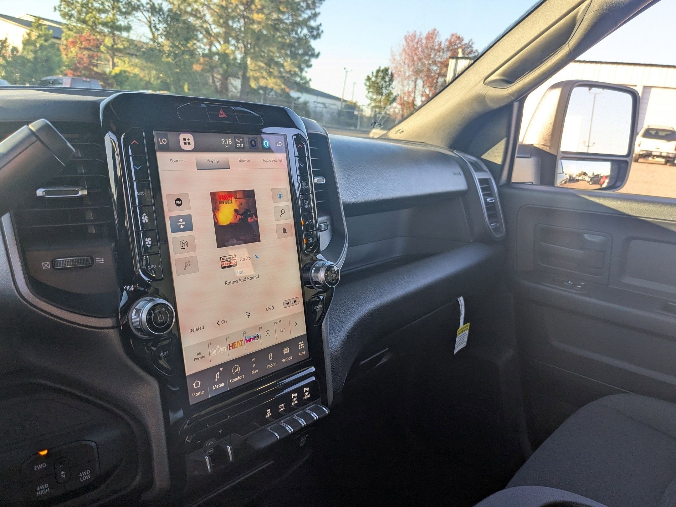 2026 RAM 2500 Tradesman Crew Cab 4x4 6'4' Box