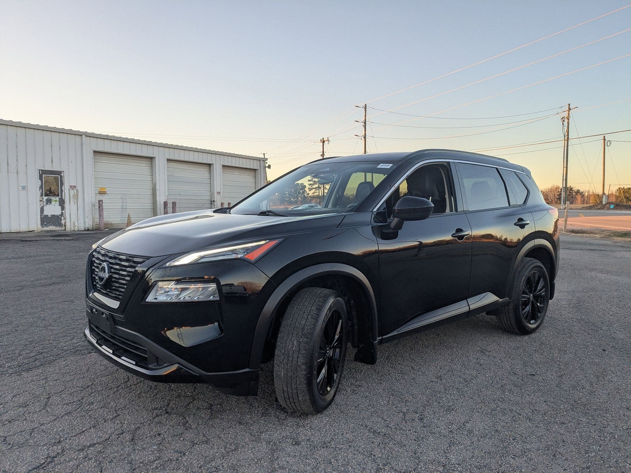 2023 Nissan Rogue SV FWD
