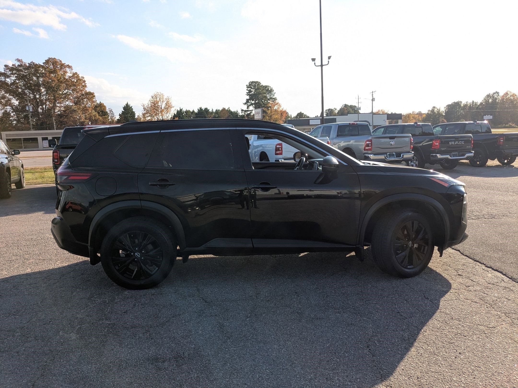 2023 Nissan Rogue SV Intelligent AWD
