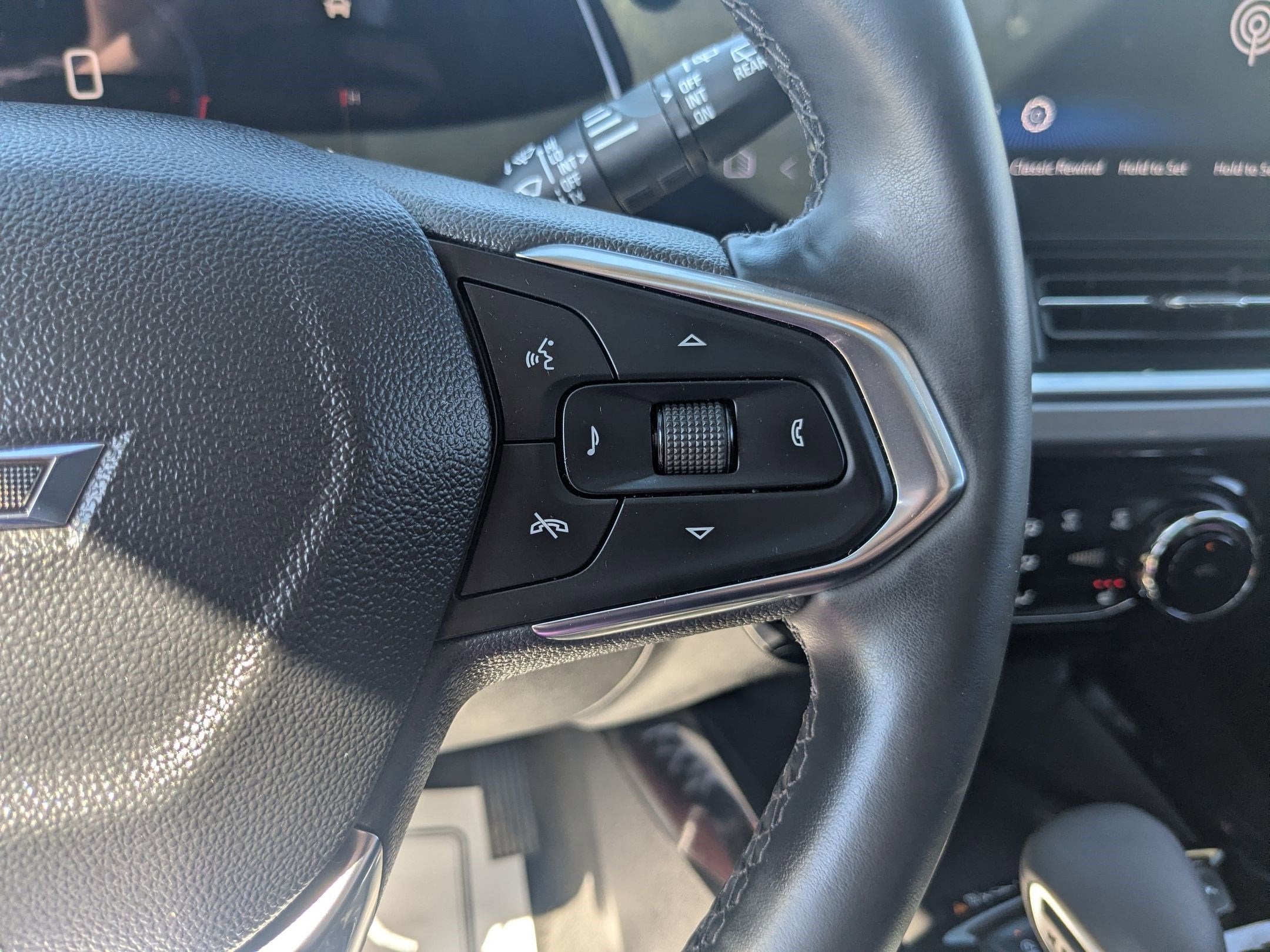 2025 Chevrolet Trax FWD ACTIV
