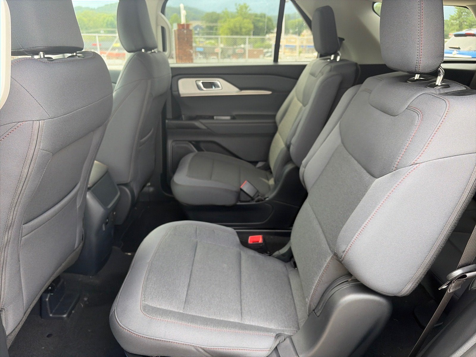 2026 Ford Explorer Active w/100A Pkg