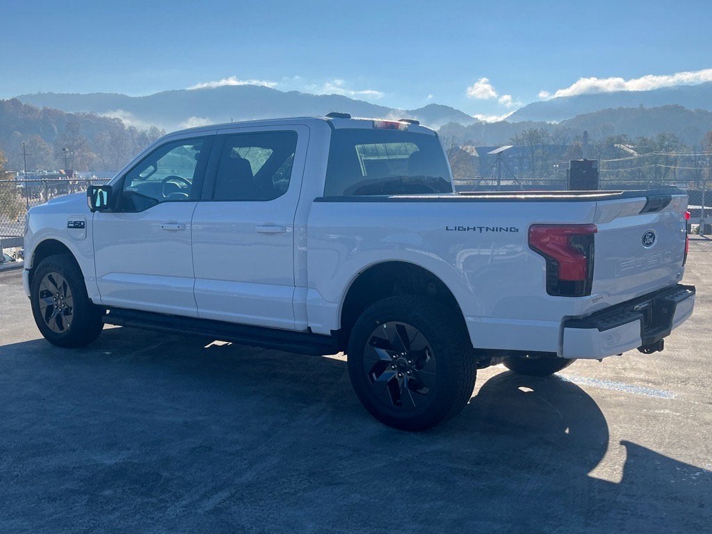 2025 Ford F-150 Lightning Flash