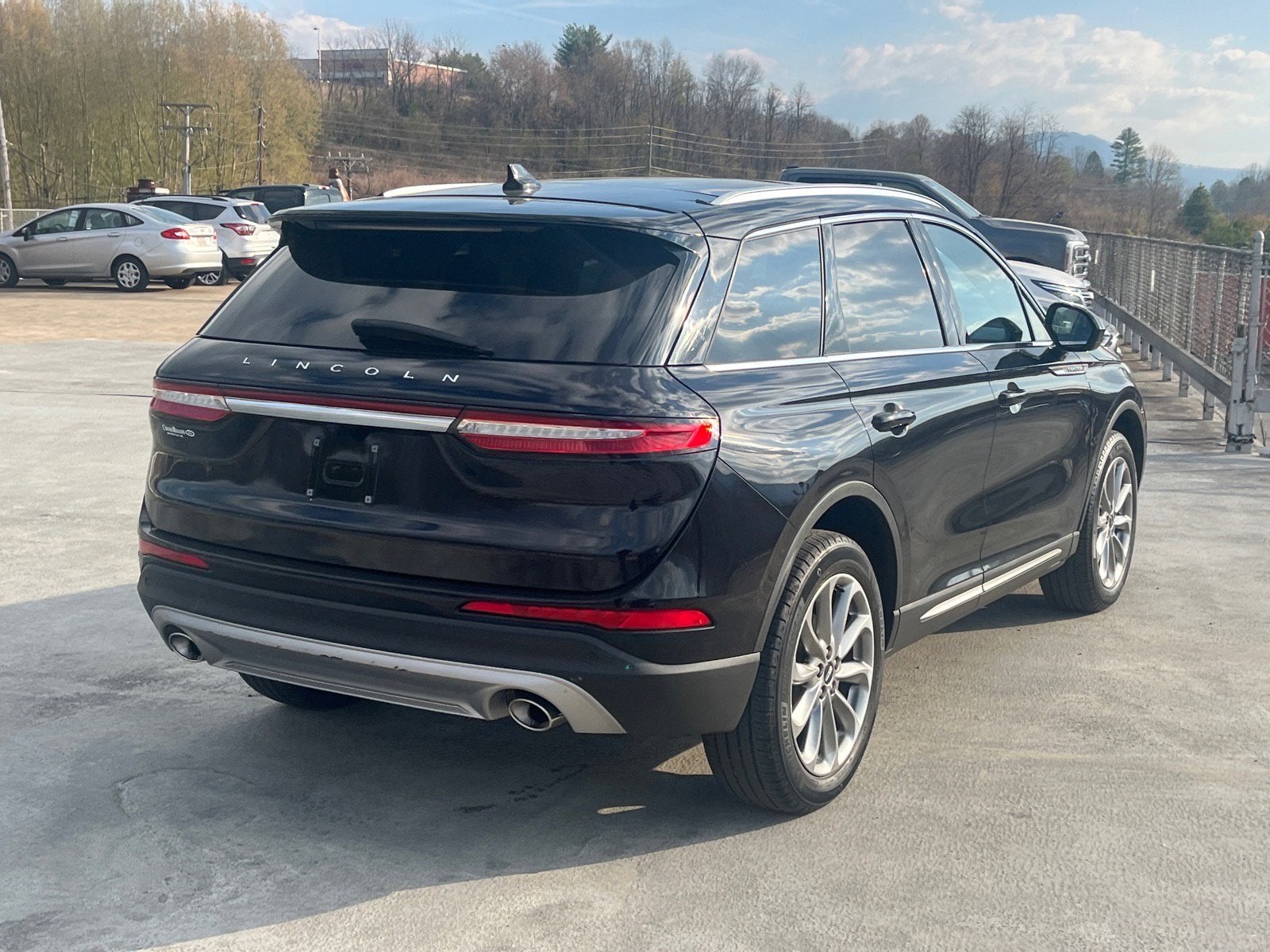 2022 Lincoln Corsair Standard