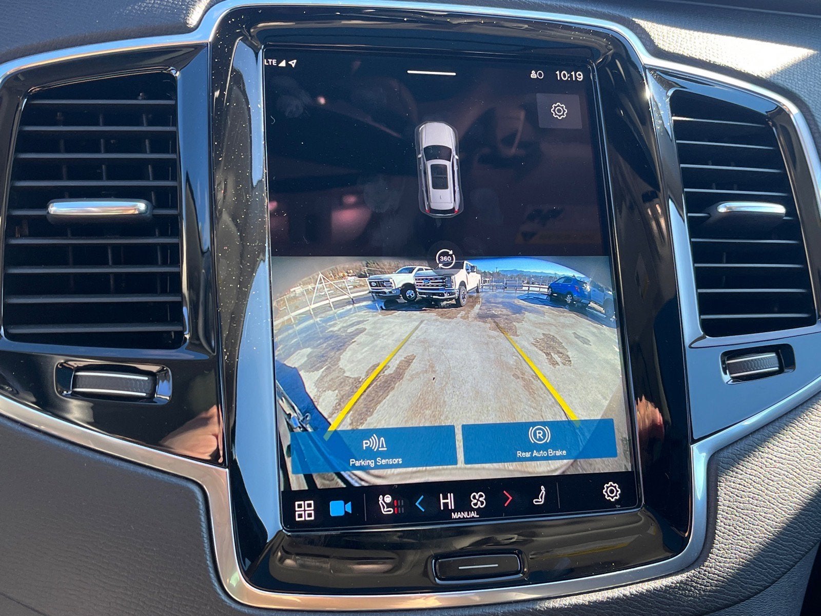 2023 Volvo XC90 Plus