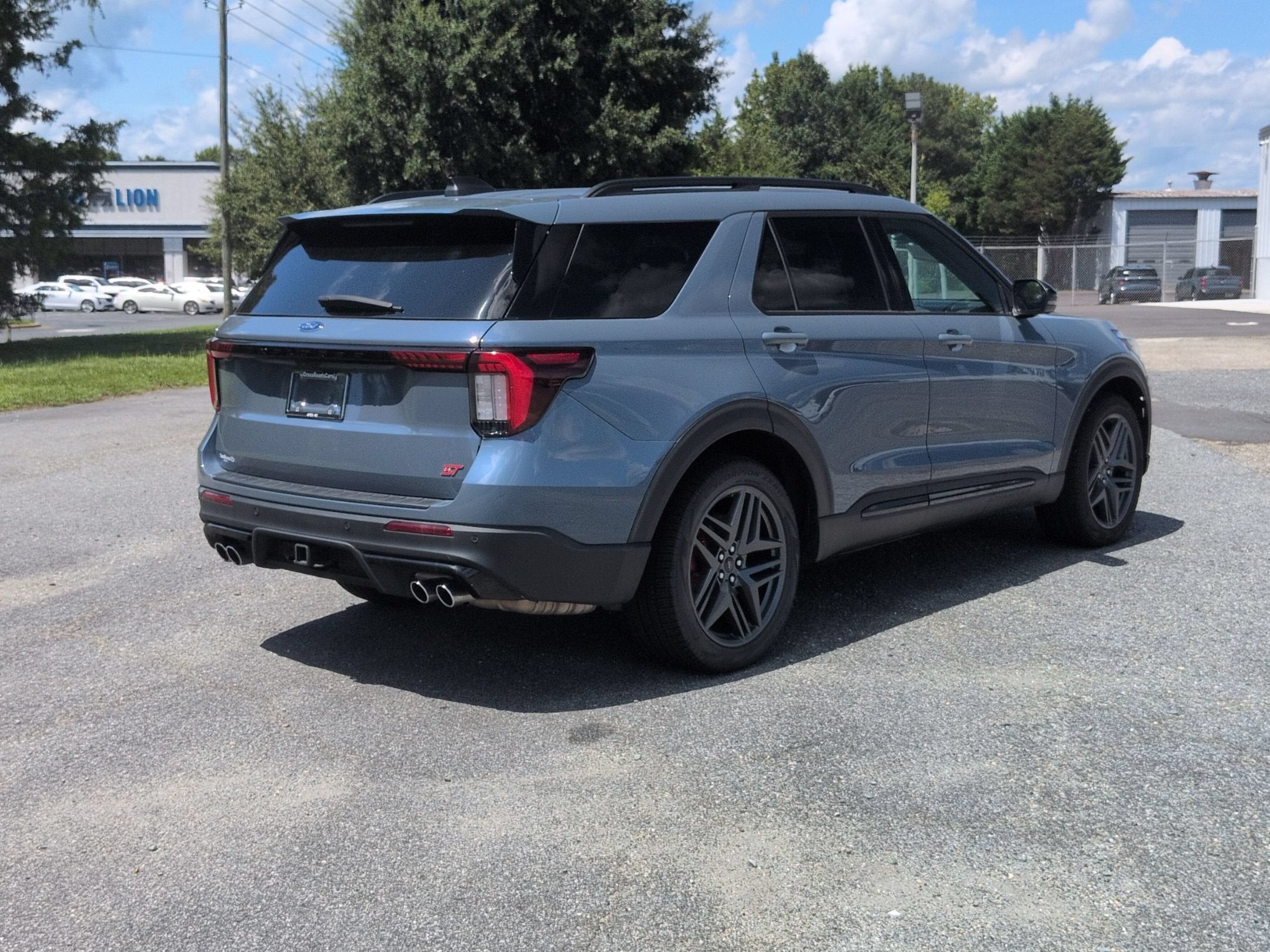 2025 Ford Explorer ST