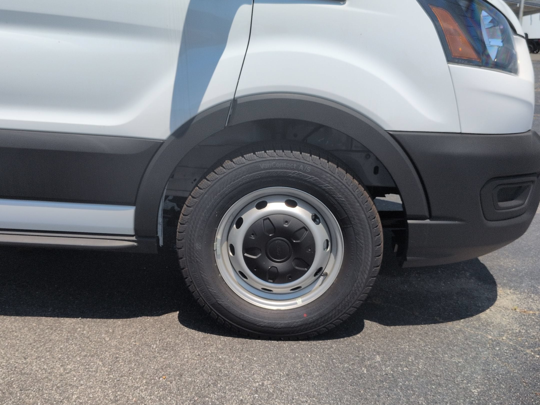 2025 Ford Transit Cargo Van Base