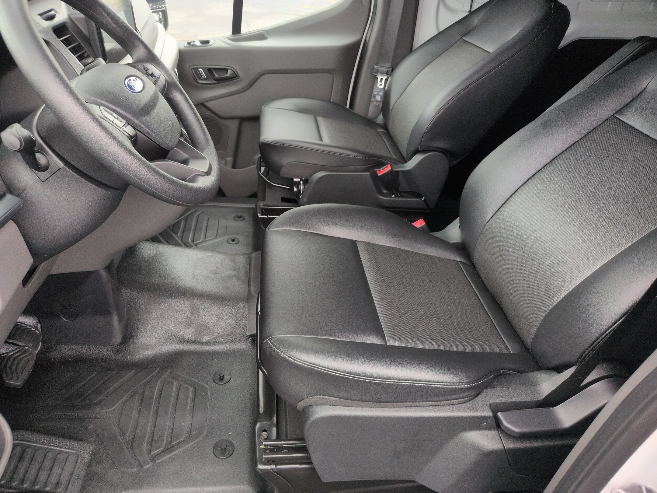 2026 Ford Transit Cargo Van Base