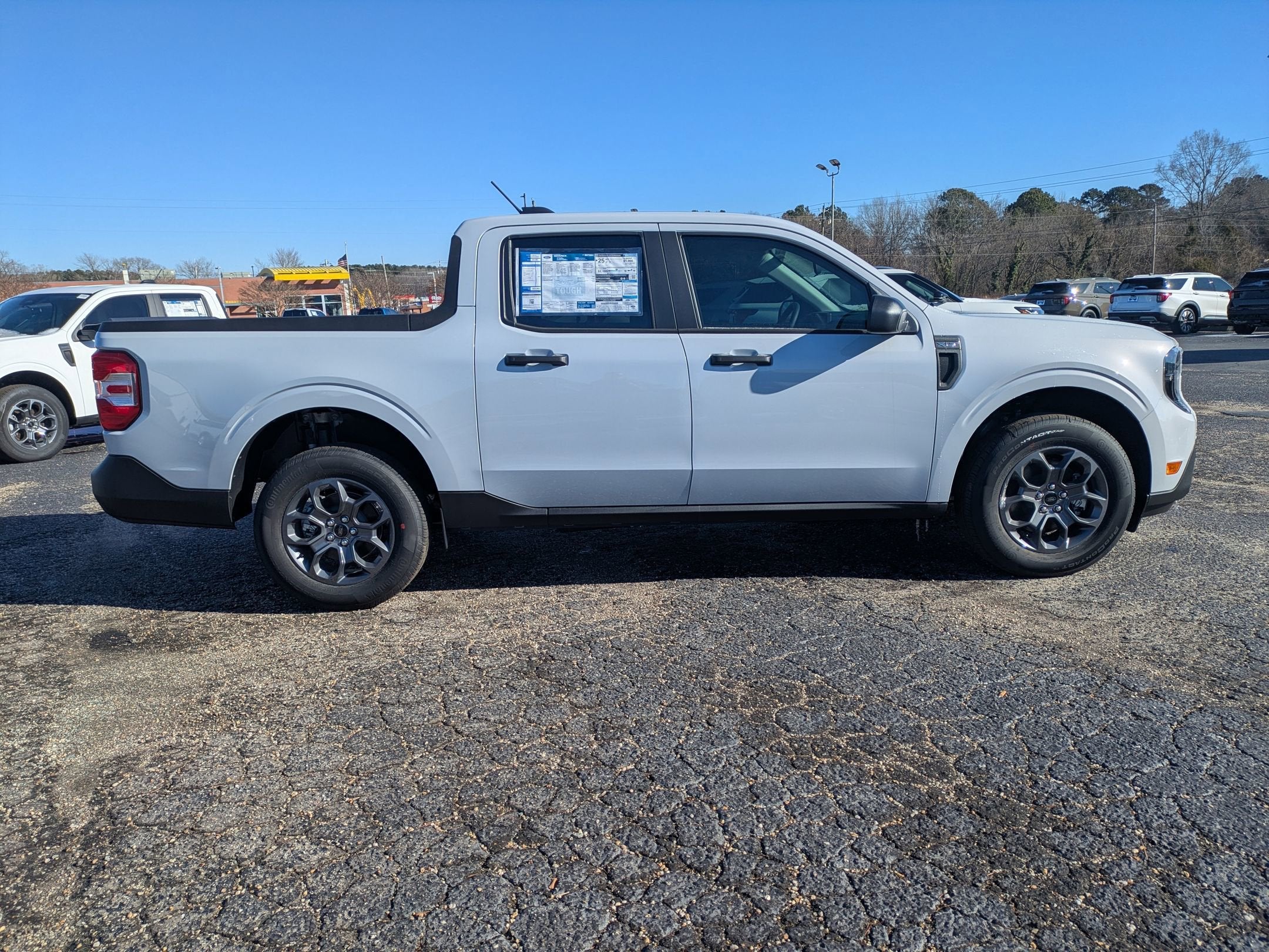 2025 Ford Maverick XLT