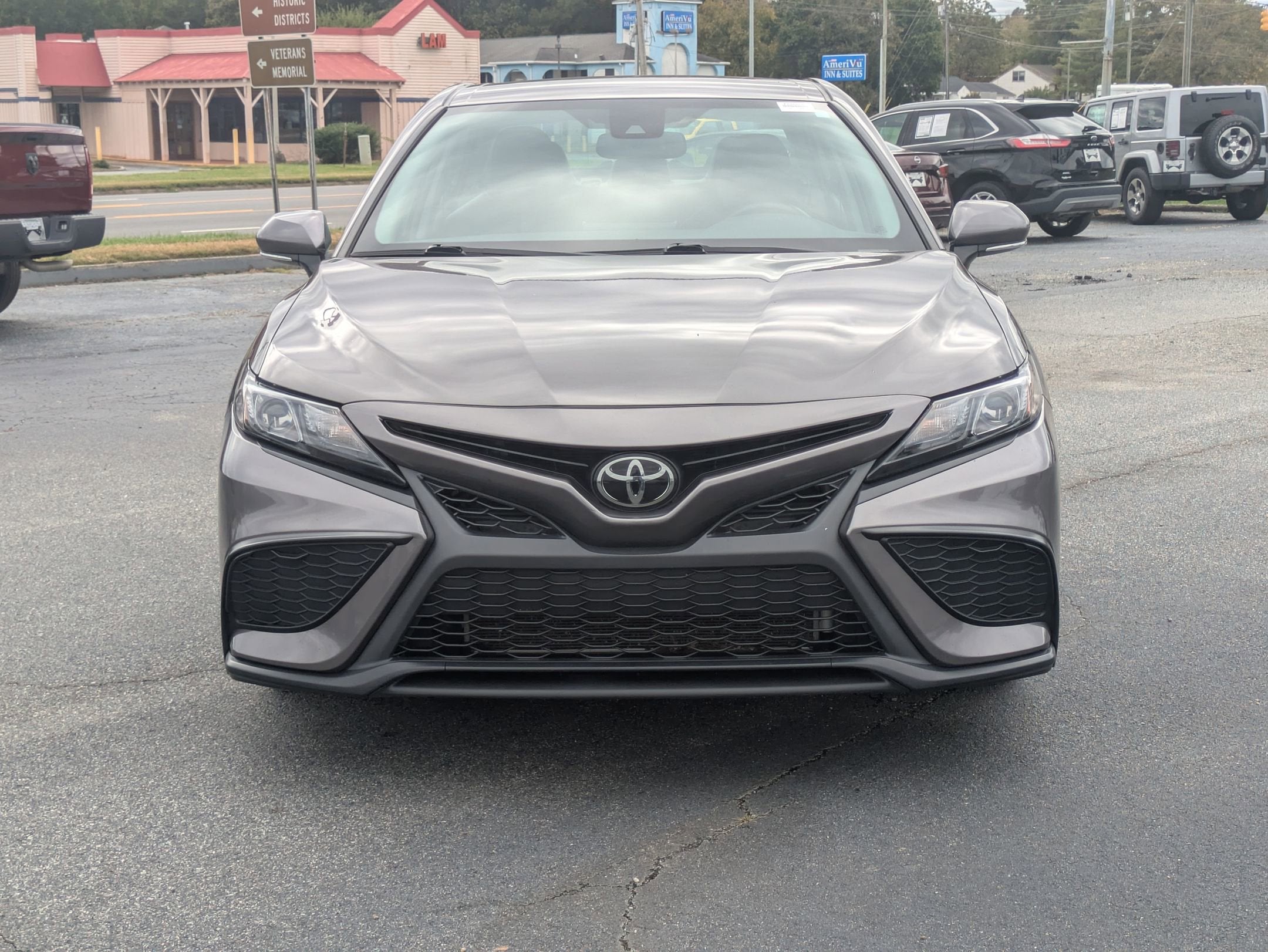 2024 Toyota Camry SE