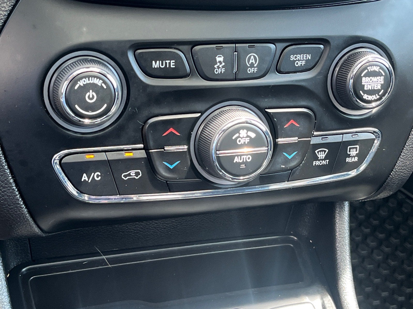 2019 Jeep Cherokee Trailhawk