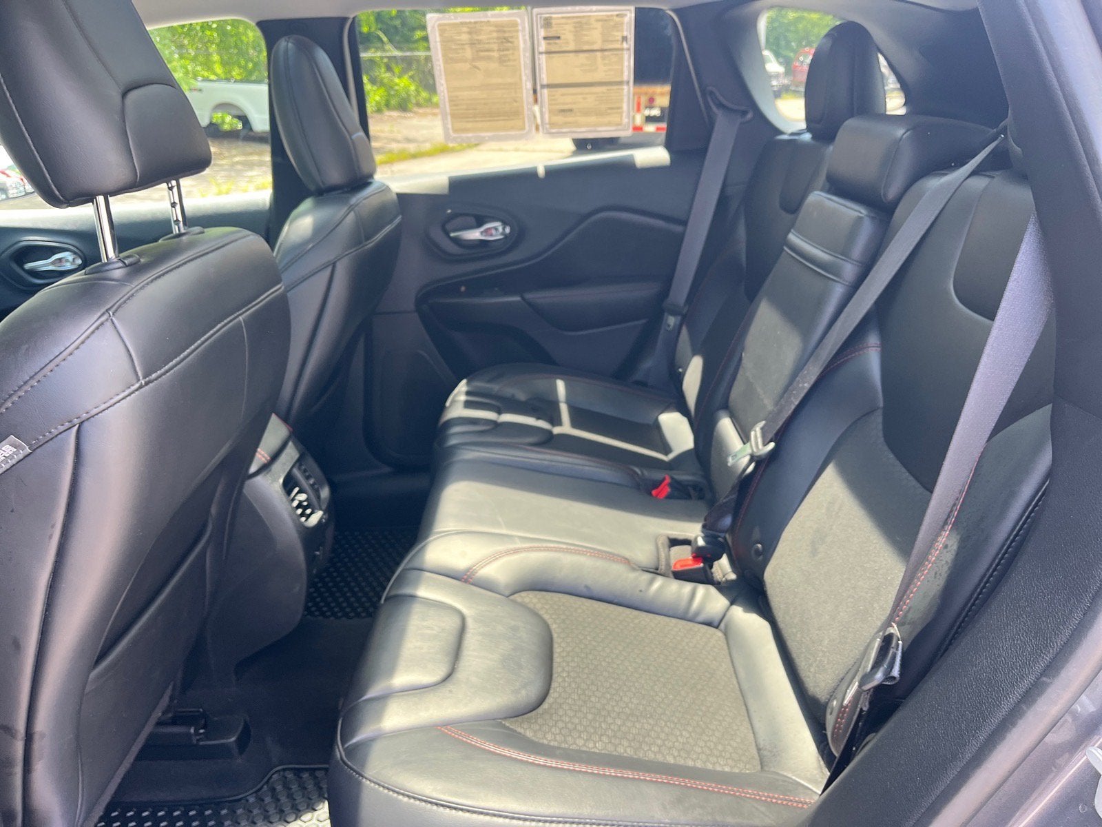 2019 Jeep Cherokee Trailhawk