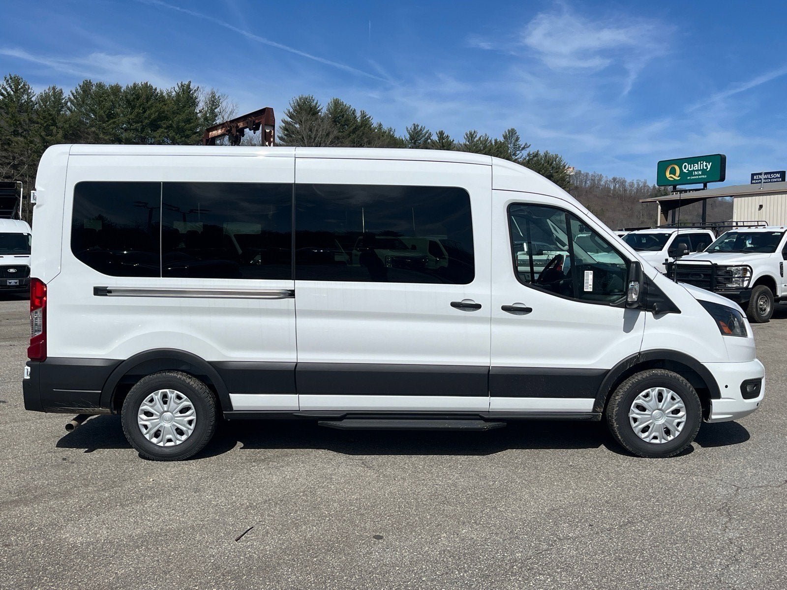 2026 Ford Transit Passenger Wagon 350 XLT
