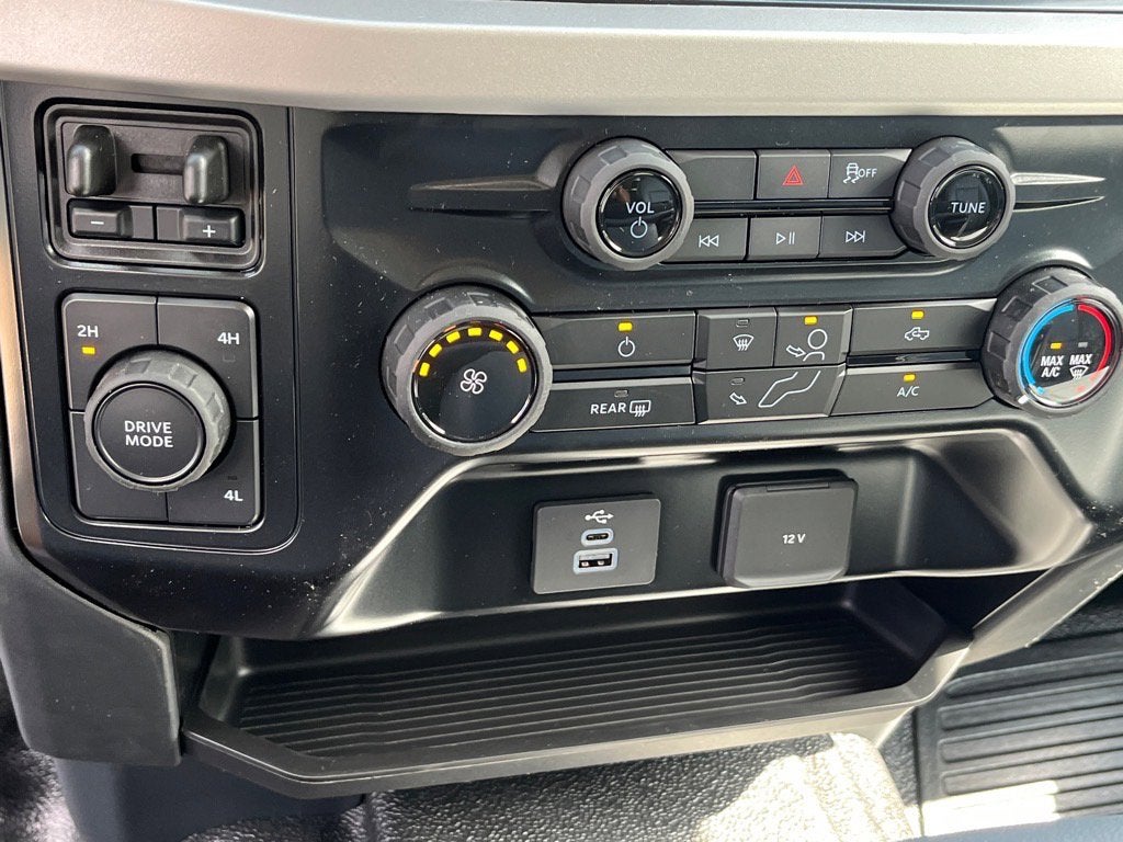 2025 Ford Super Duty F-350 DRW XL