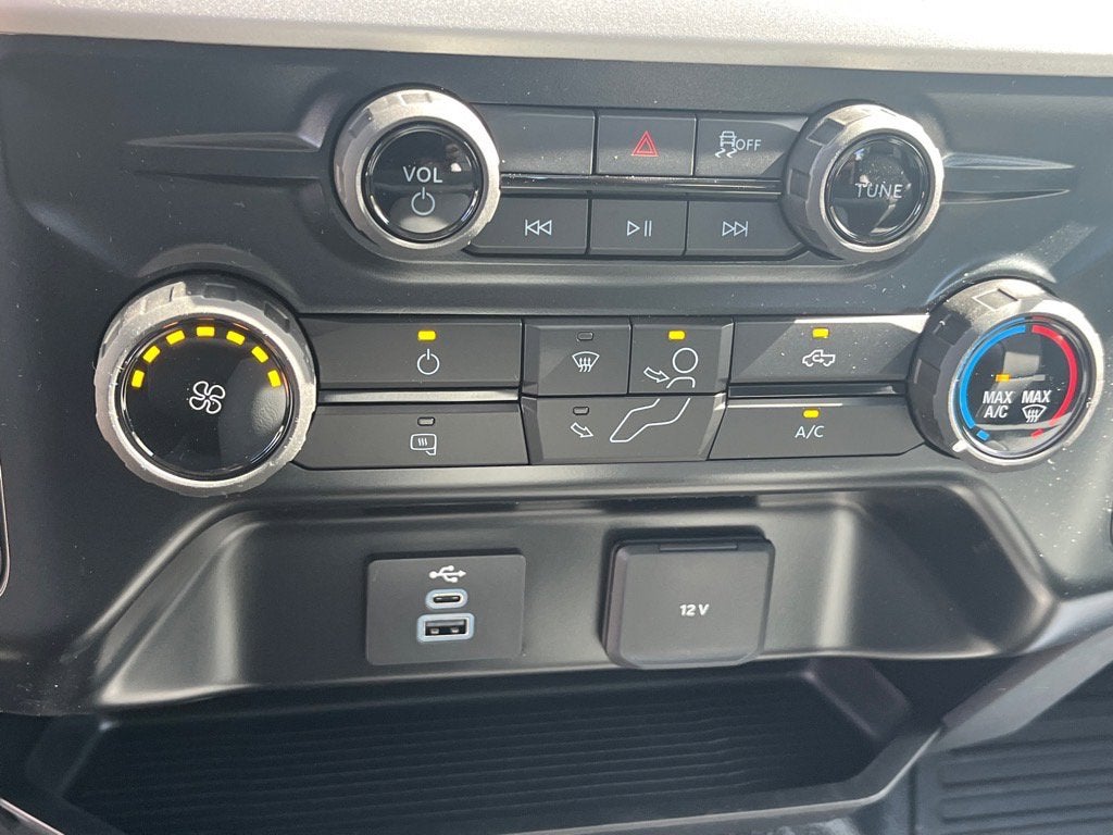 2026 Ford Super Duty F-550 DRW XL DRW