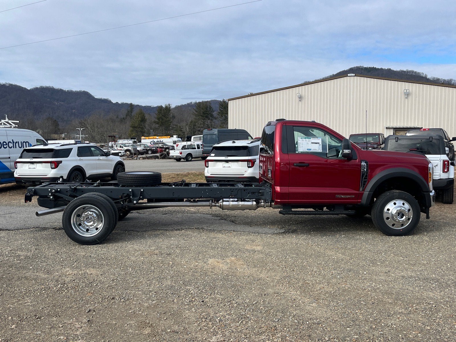 2026 Ford Super Duty F-550 DRW XLT DRW
