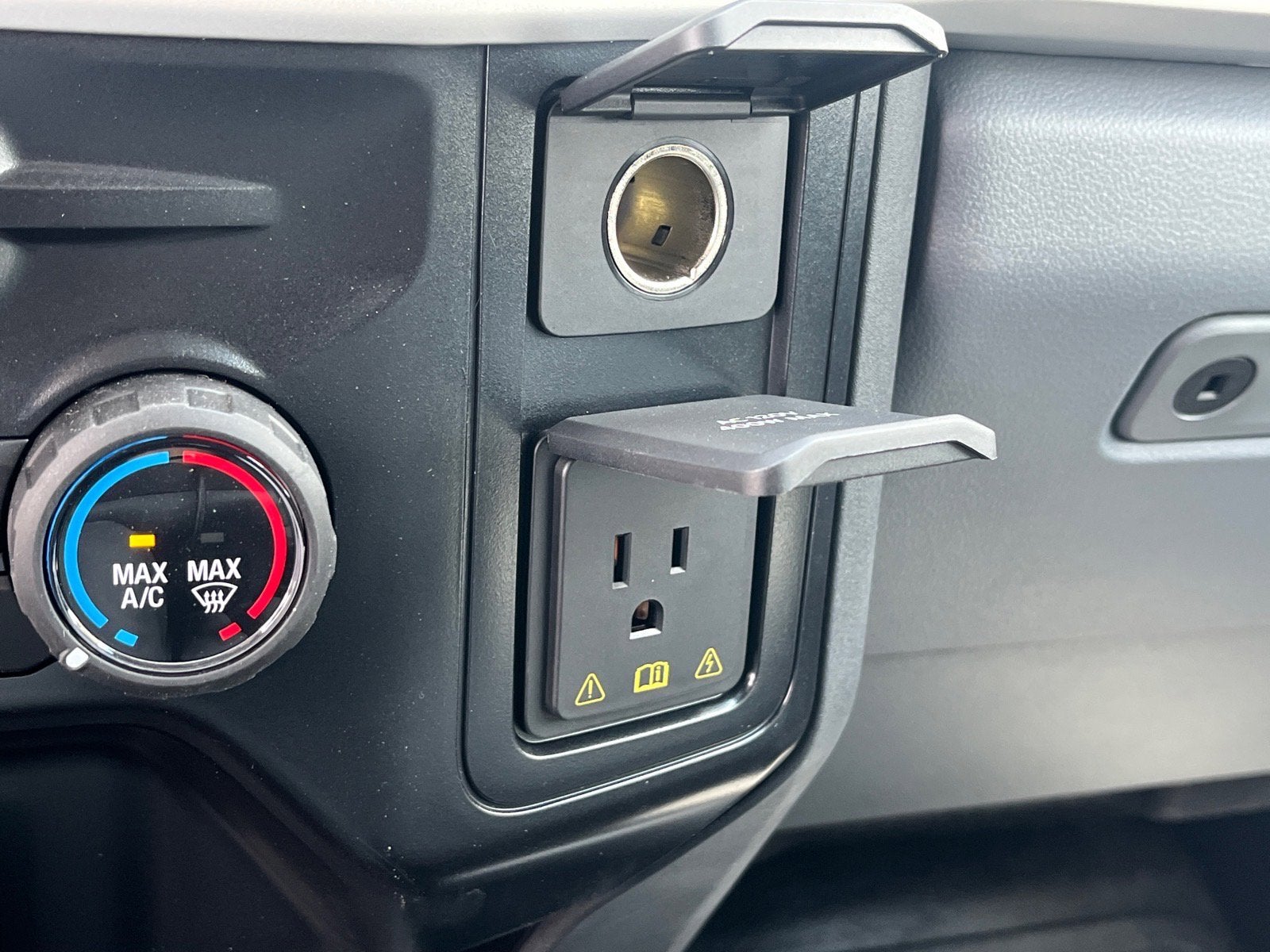 2025 Ford Super Duty F-600 DRW XL