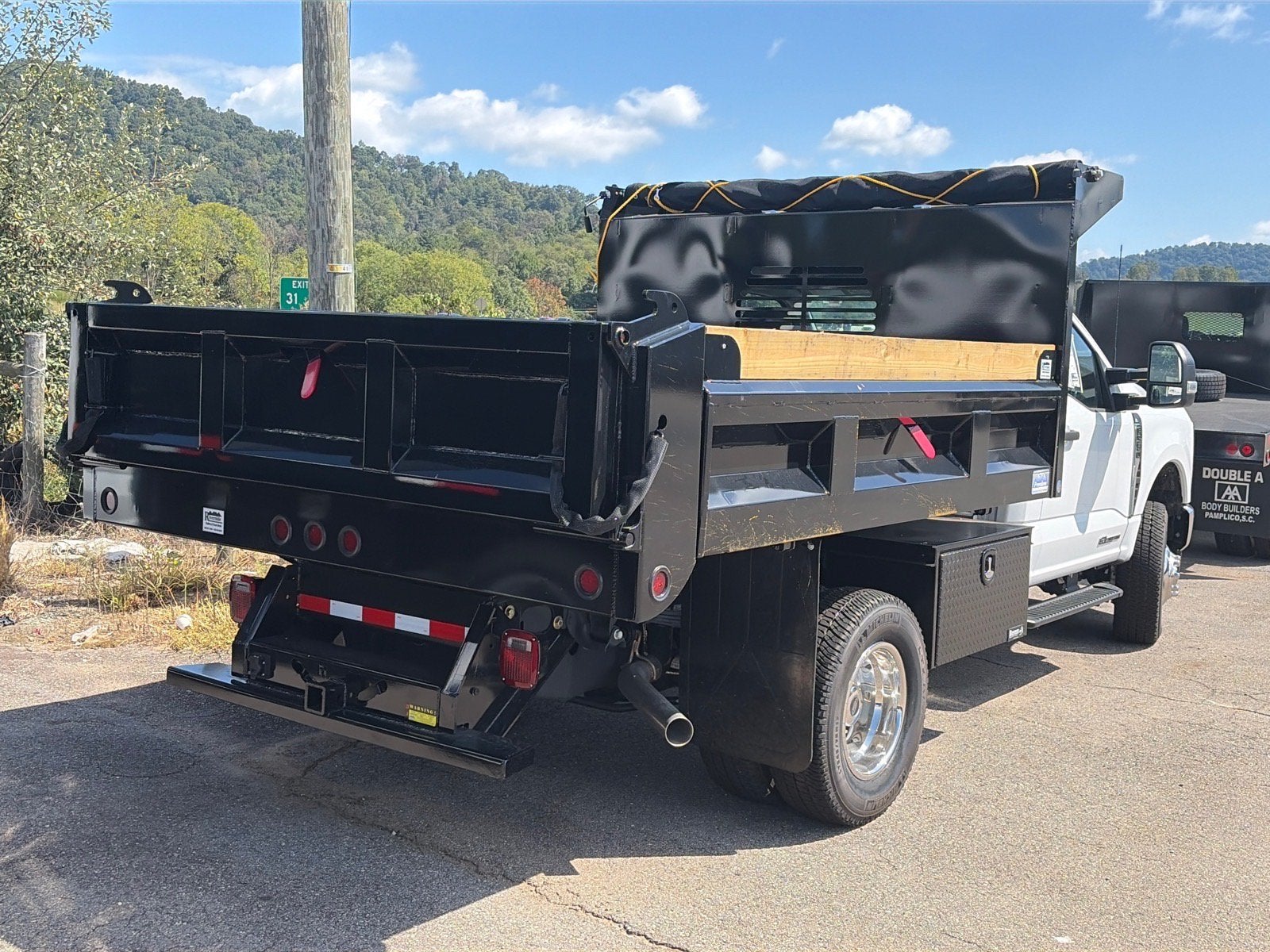 2026 Ford Super Duty F-350 DRW XL