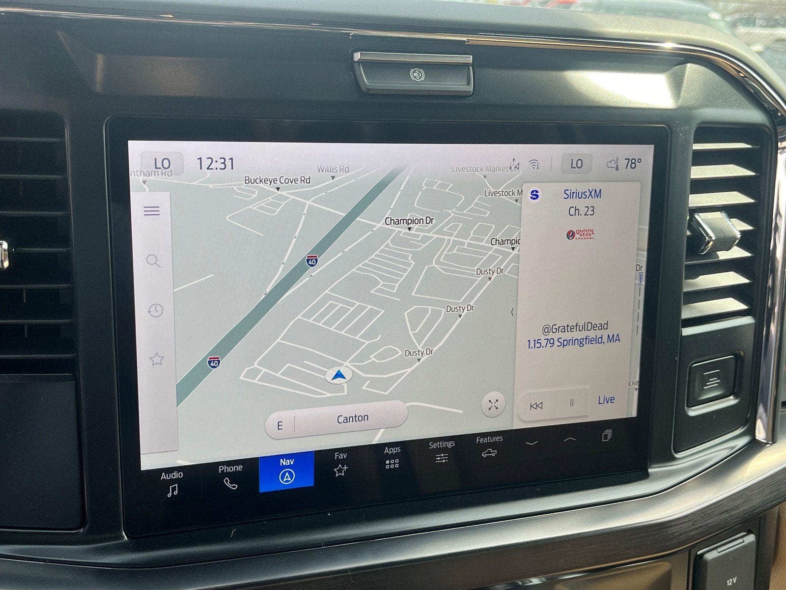 2026 Ford Super Duty F-550 DRW Lariat DRW