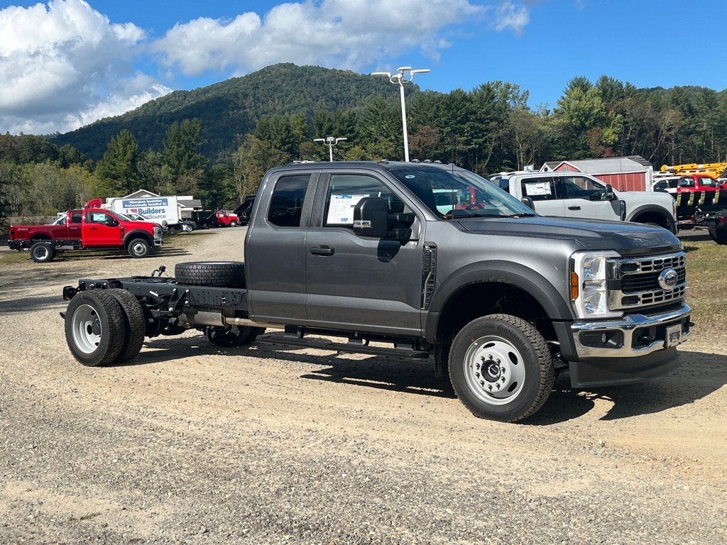 2026 Ford Super Duty F-550 DRW XL DRW