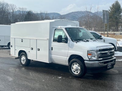 2026 Ford E-Series Cutaway Base Cutaway