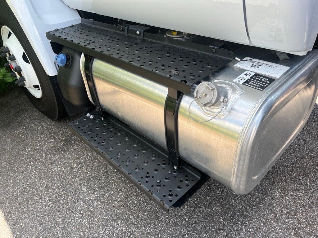 2026 Ford F-750SD Base