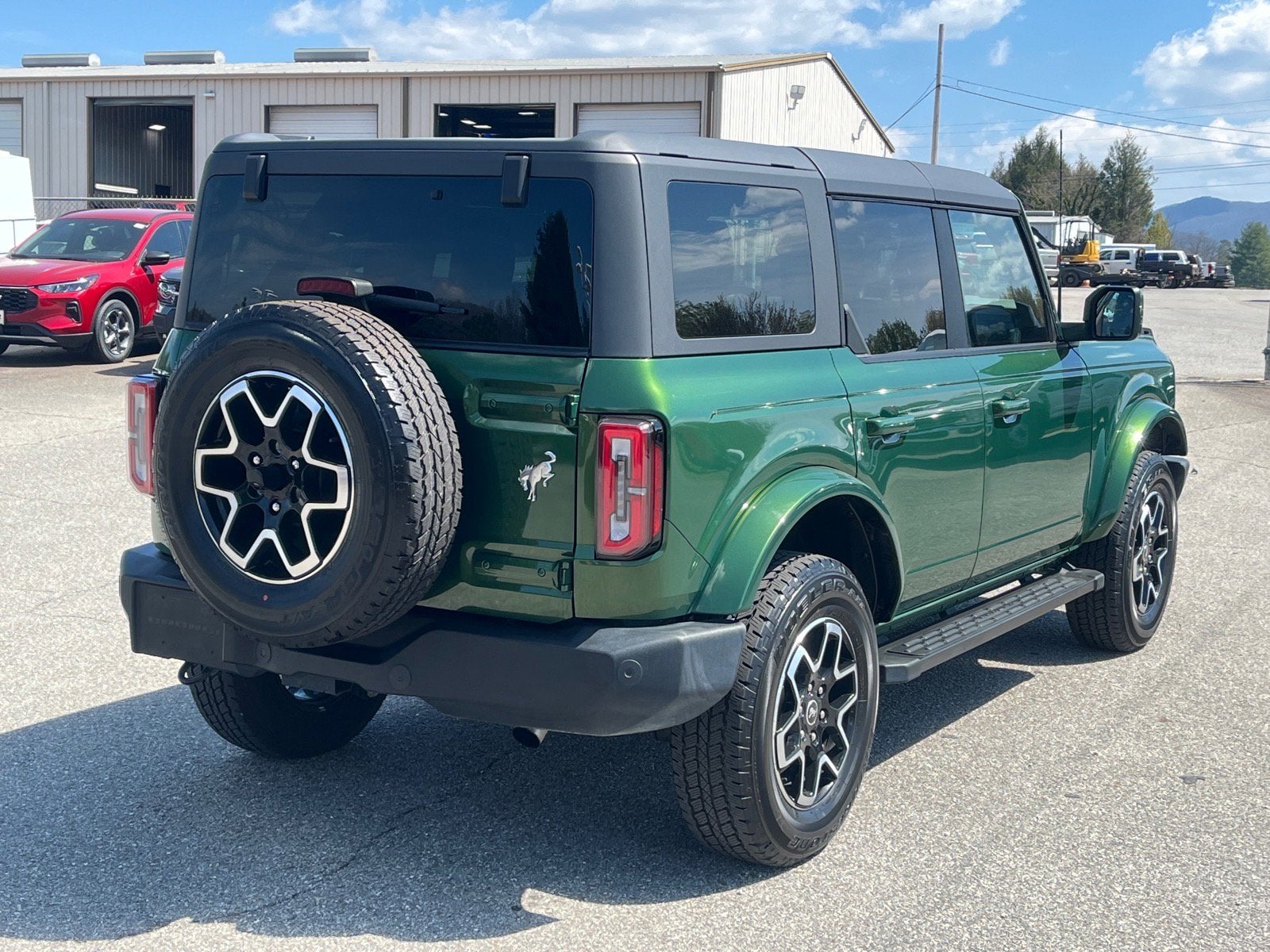2024 Ford Bronco Outer Banks
