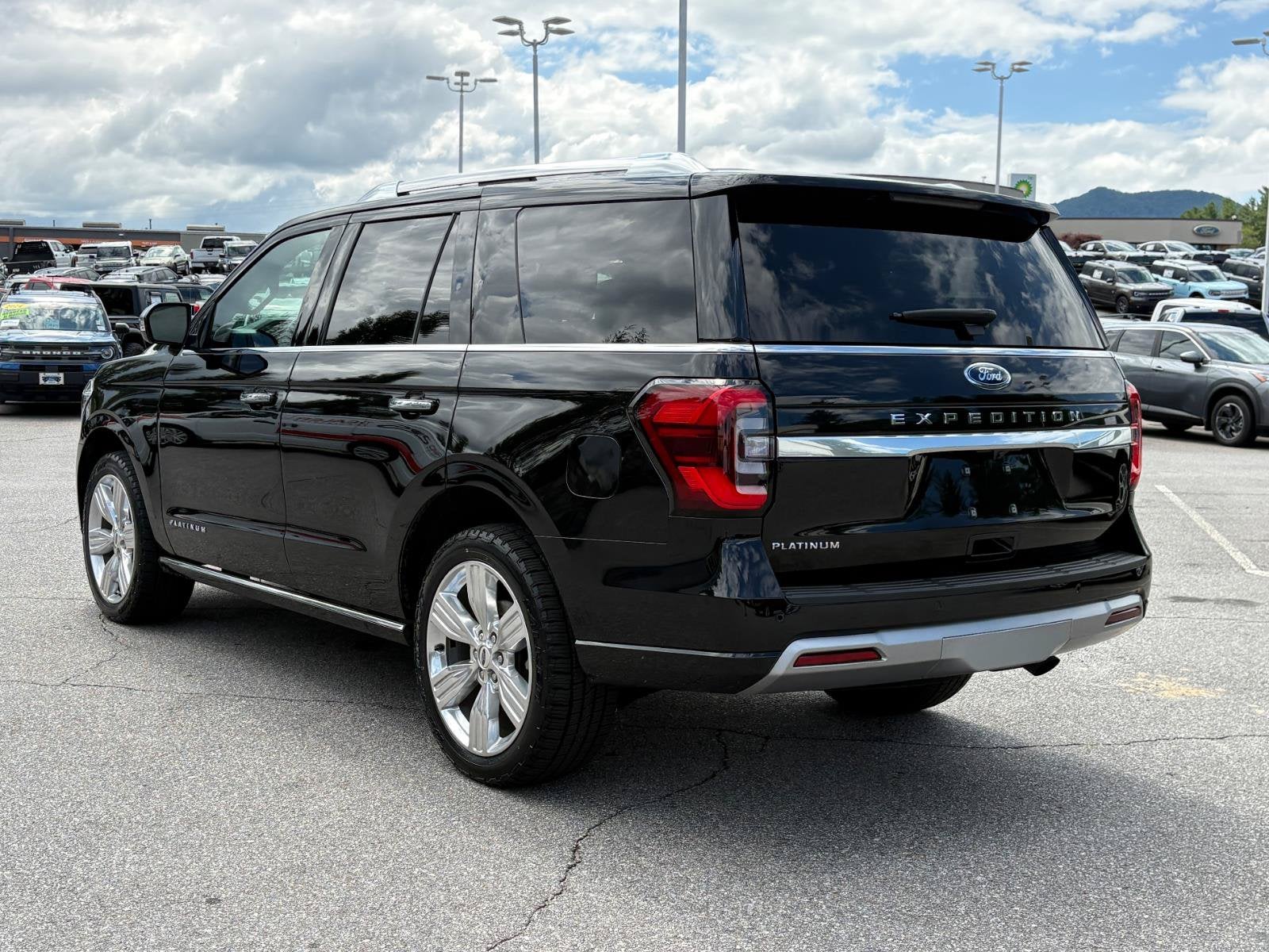 2023 Ford Expedition Platinum