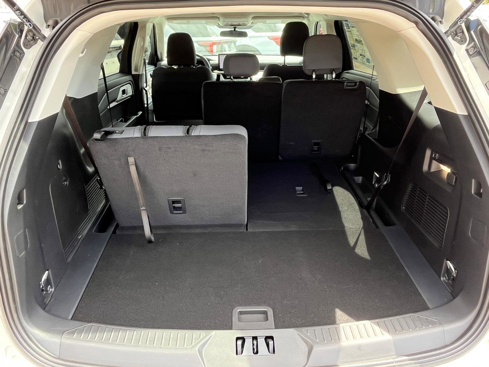 2026 Ford Explorer Active w/100A Pkg