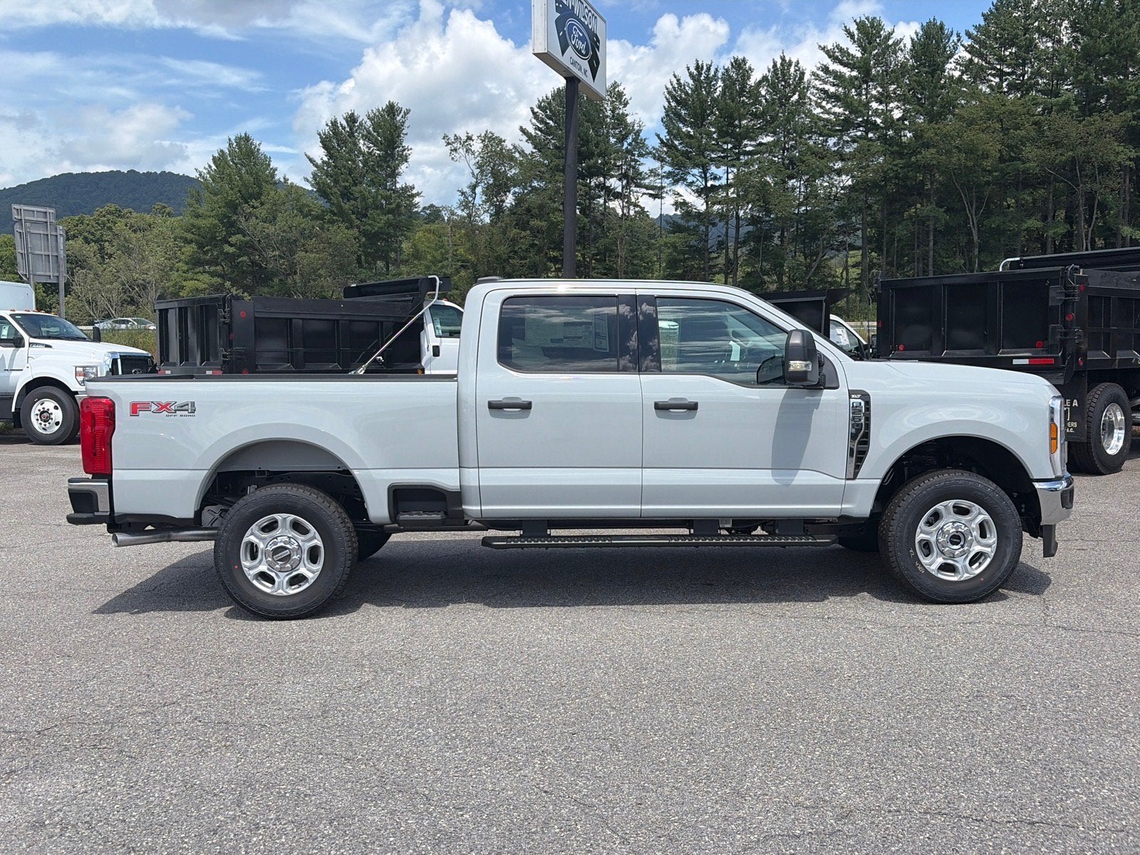 2026 Ford Super Duty F-250 SRW XLT