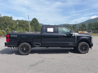 2025 Ford Super Duty F-350 SRW LARIAT