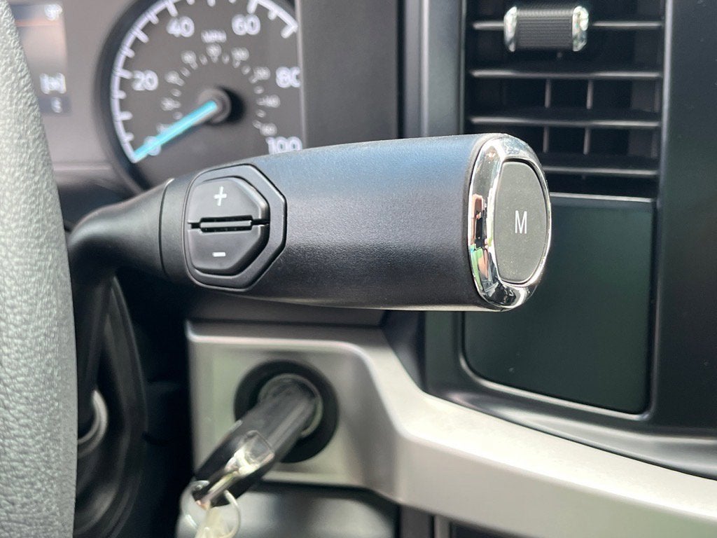 2025 Ford Super Duty F-350 SRW XL