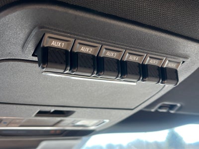 2023 Ford Super Duty F-350 DRW LARIAT