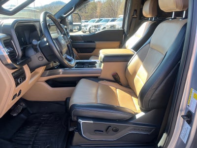 2023 Ford Super Duty F-350 DRW LARIAT