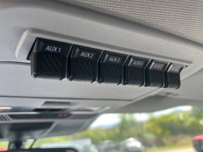 2024 Ford Super Duty F-350 DRW LARIAT