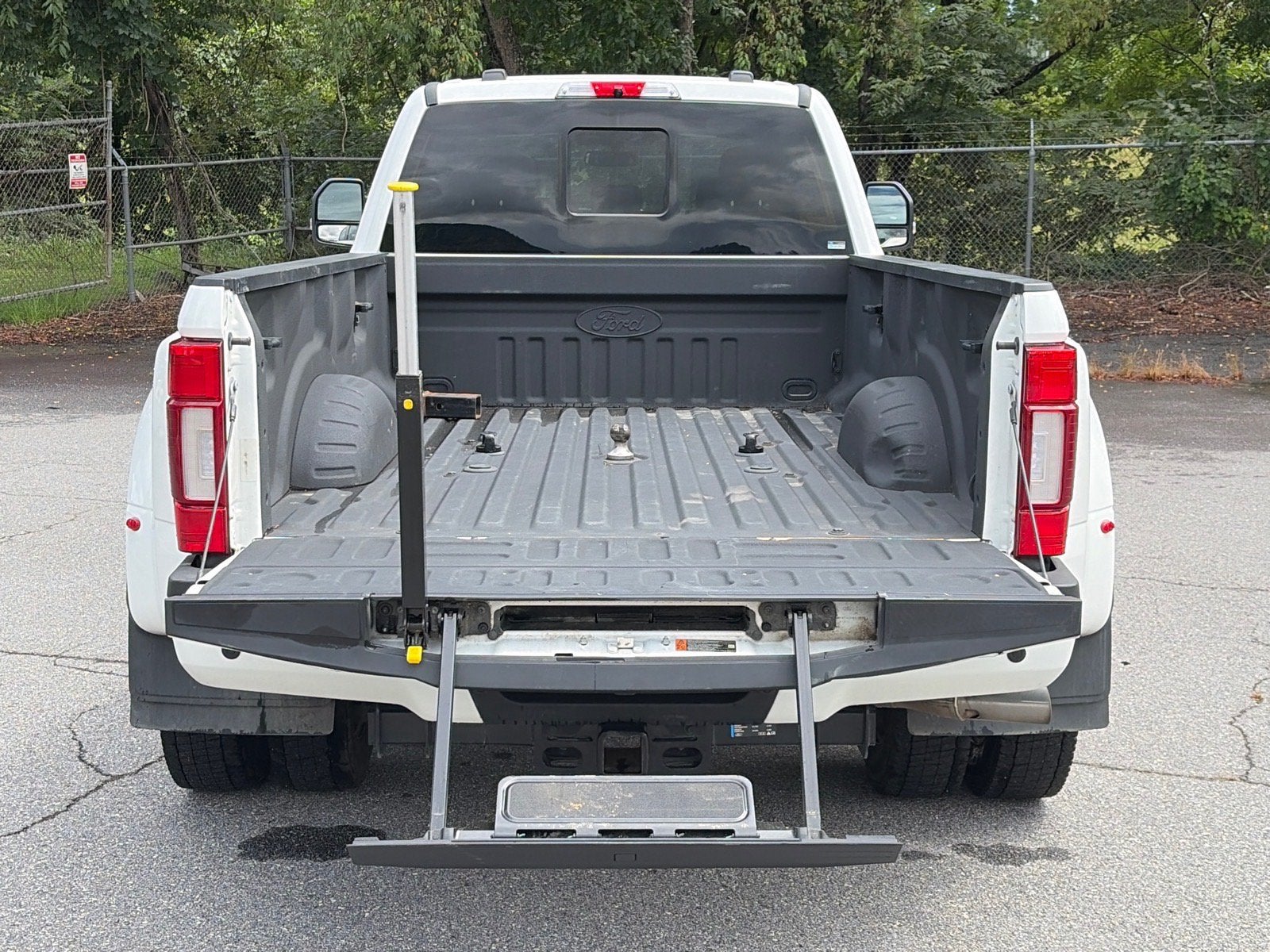 2022 Ford Super Duty F-450 DRW Platinum
