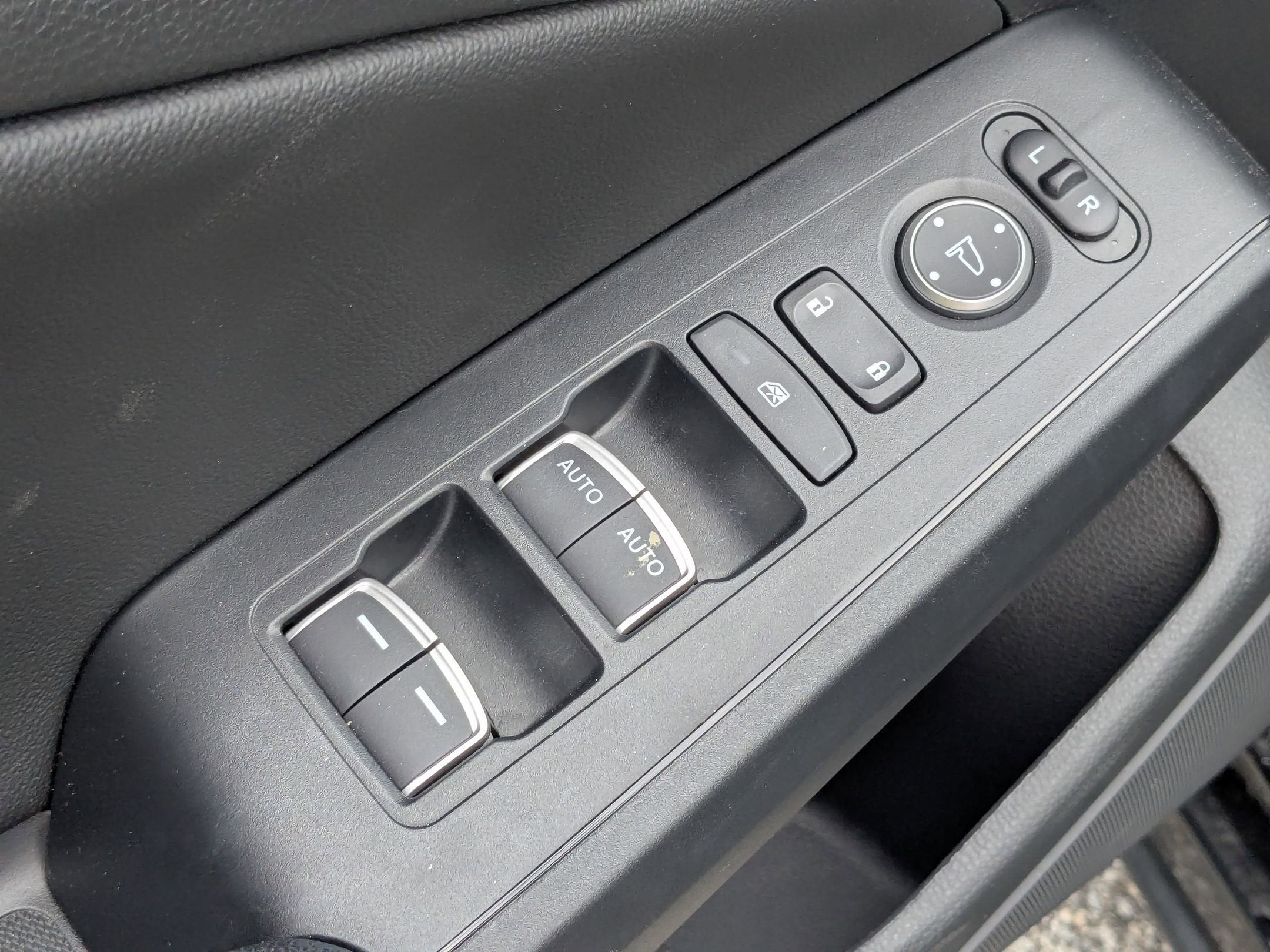 2024 Honda Civic Hatchback EX-L