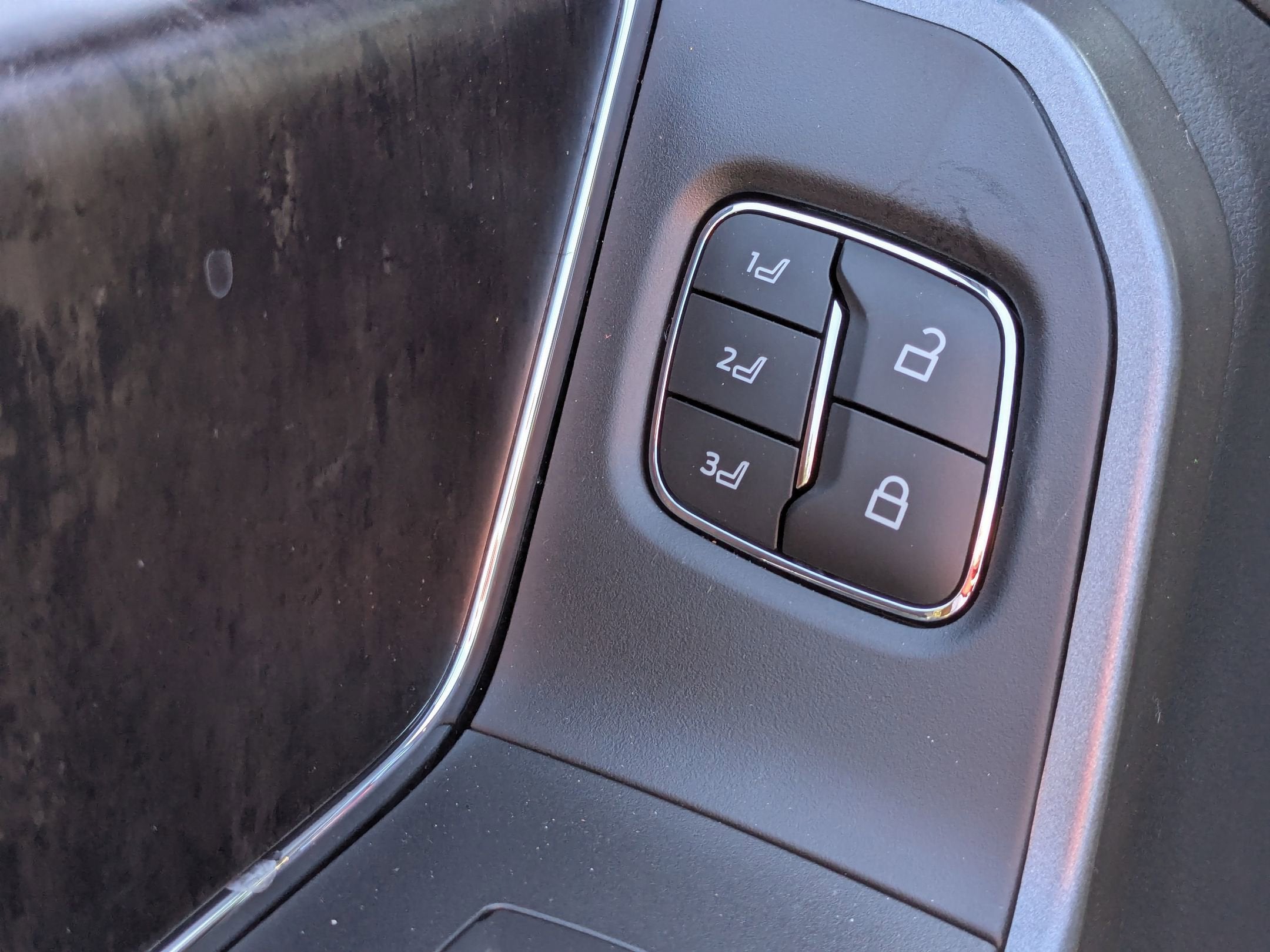 2025 Ford Super Duty F-250 SRW LARIAT