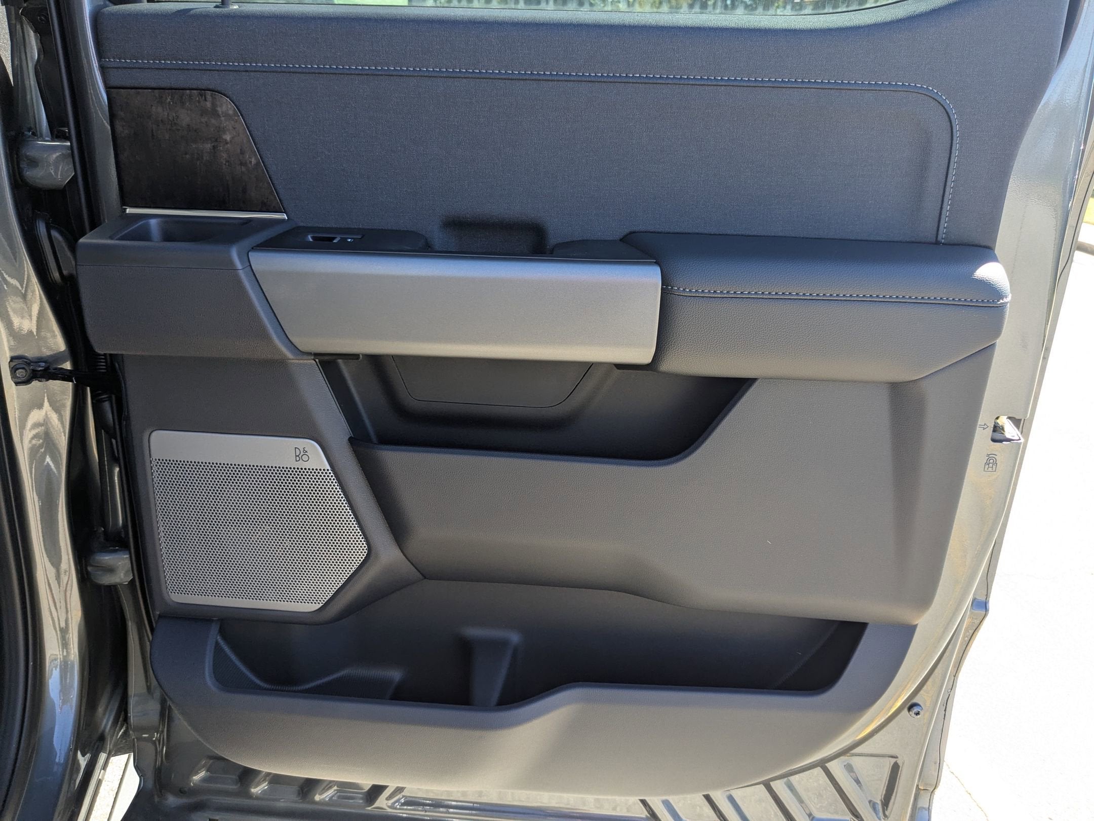 2025 Ford Super Duty F-250 SRW LARIAT