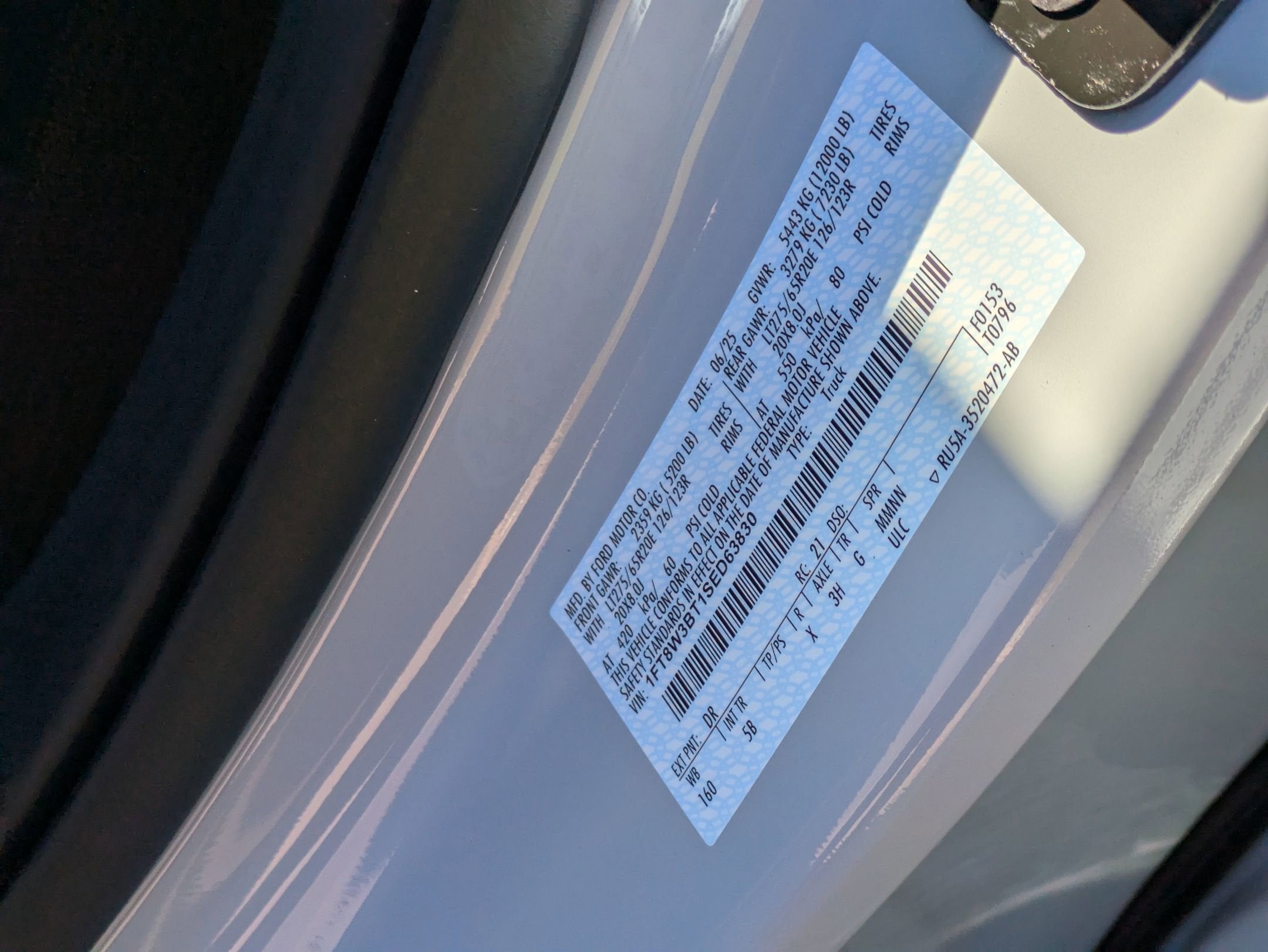 2025 Ford Super Duty F-350 SRW F-350® Lariat®