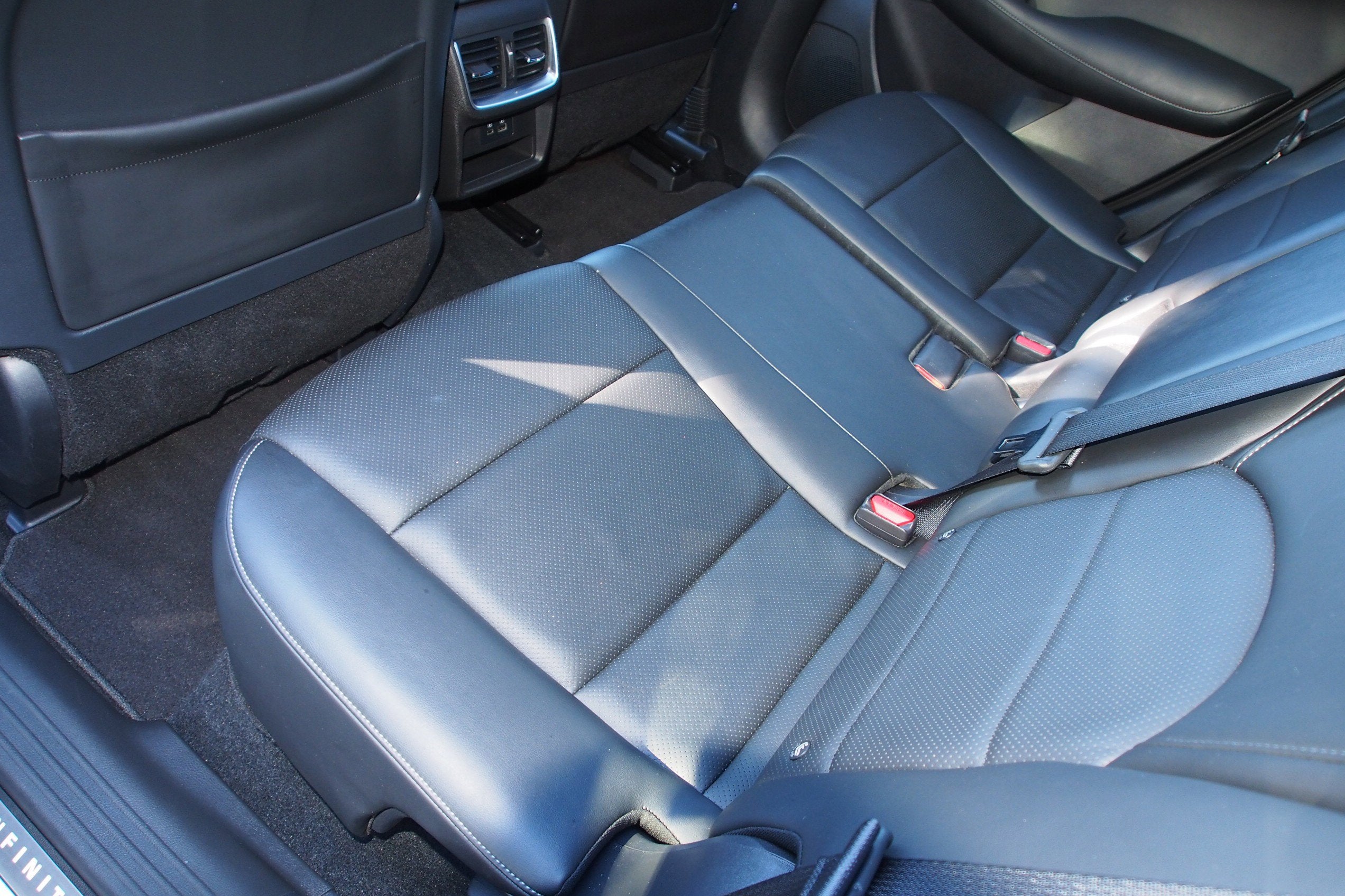 2023 INFINITI QX50 SPORT