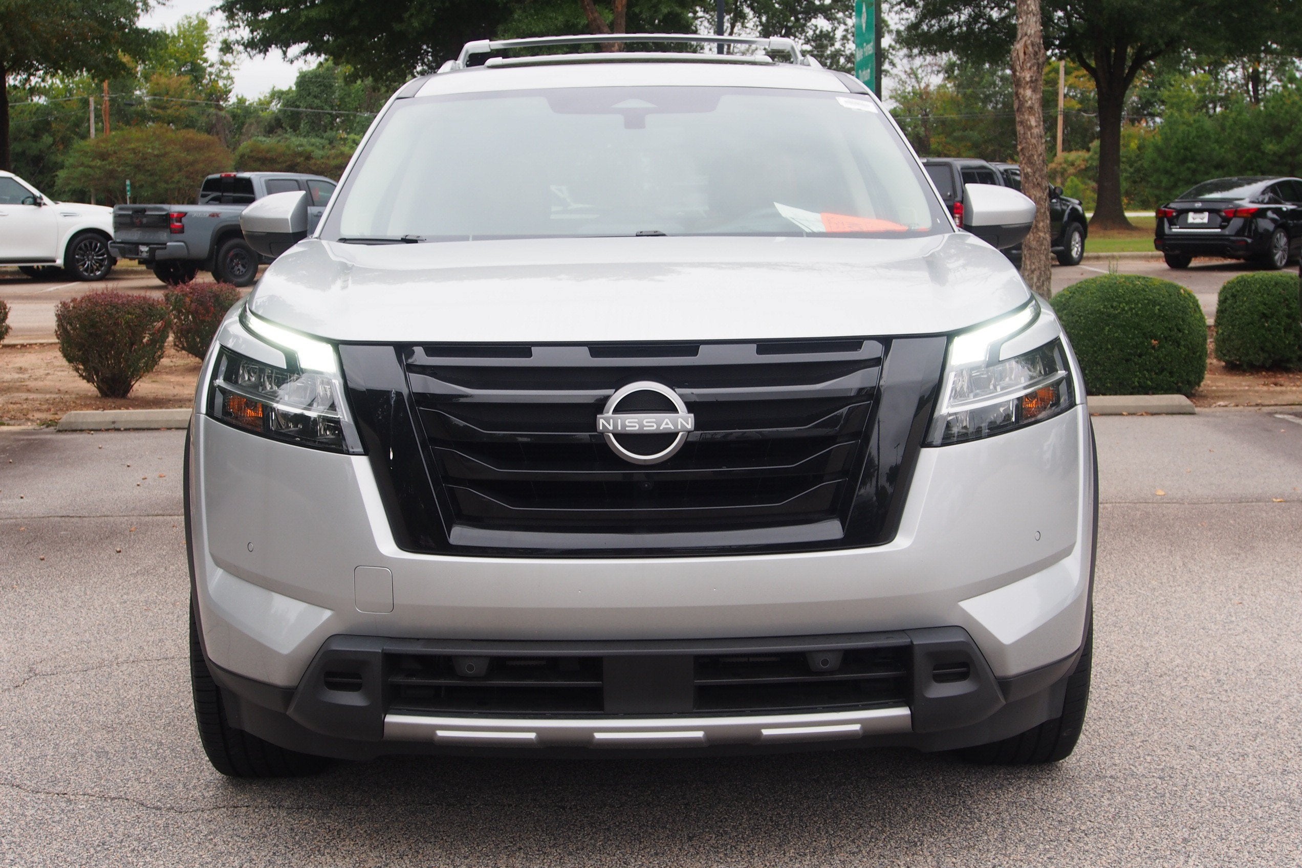 2024 Nissan Pathfinder Platinum