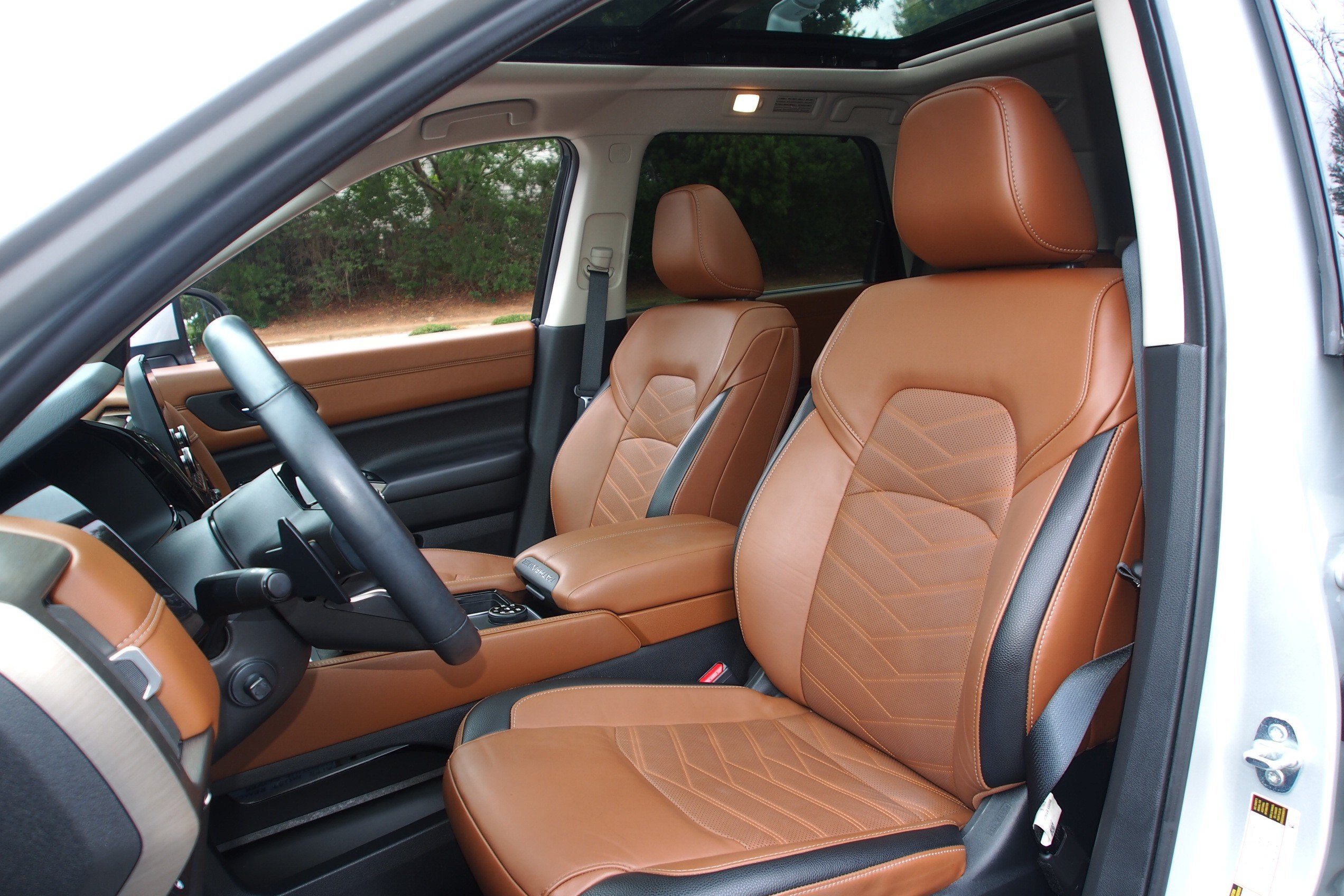 2024 Nissan Pathfinder Platinum