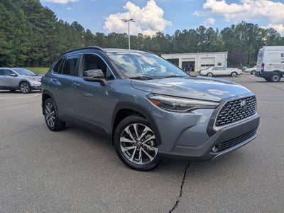 2023 Toyota Corolla Cross XLE